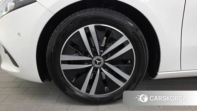Mercedes-Benz A-Class W177 id 4774336 из Кореи 25