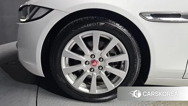 Jaguar XE id 3723698 из Кореи 15