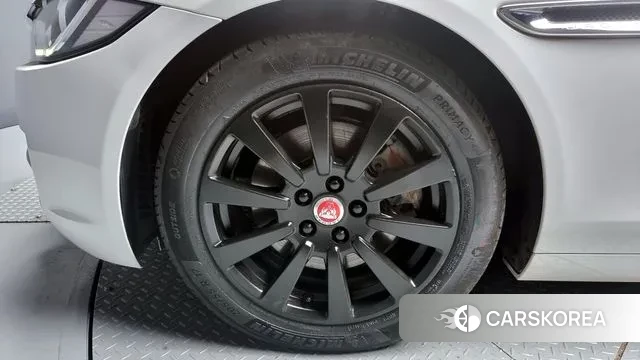 Jaguar XE id 2908058 из Кореи 15