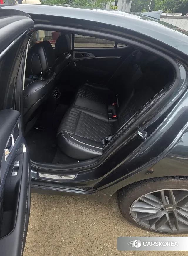 Genesis G70 id 3013878 из Кореи 9