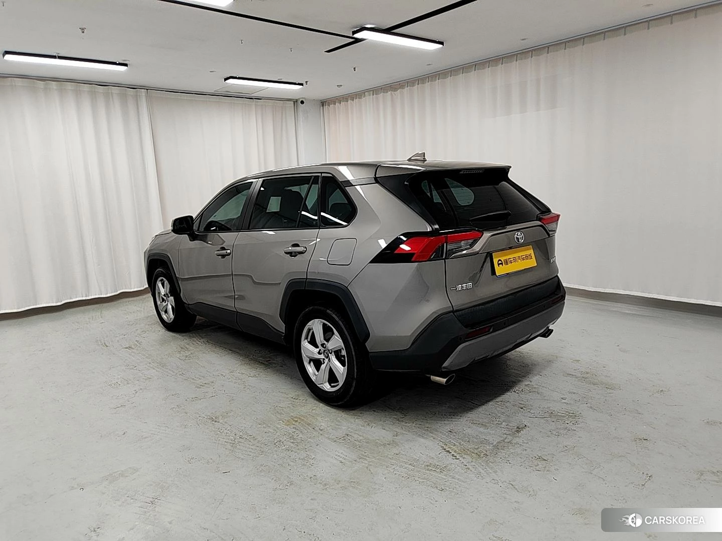 Toyota RAV4 id 4467482 из Китая 15