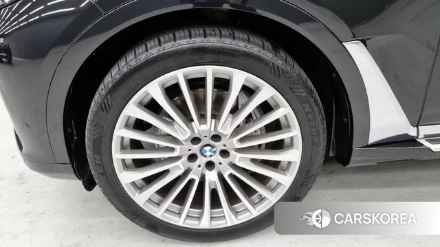 BMW X7 (G07) 2022 Черный из Кореи, фото 6