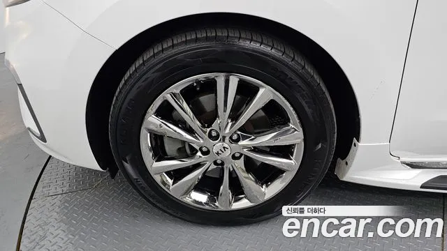 Kia The New Carnival id 2471075 из Кореи 15