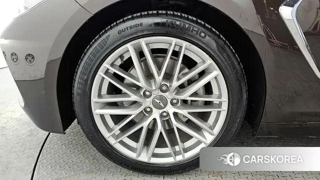 Genesis G70 id 3742481 из Кореи 15