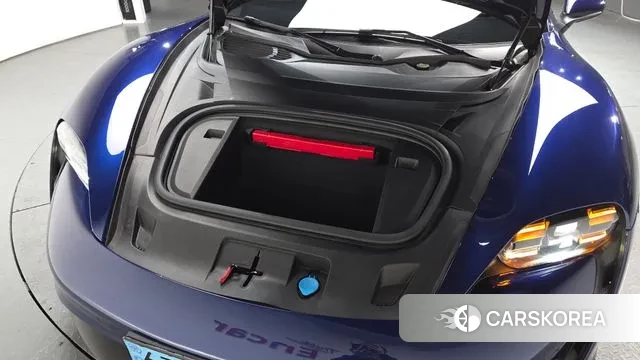 Porsche Taycan id 3645516 из Кореи 15