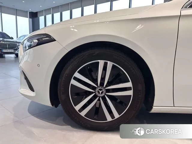 Mercedes-Benz A-Class W177 id 3676199 из Кореи 15