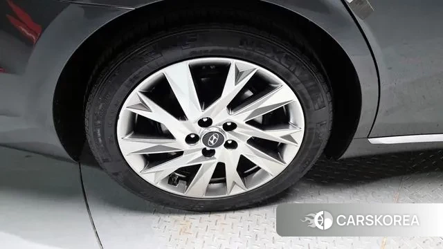 Hyundai The New Grandeur IG Hybrid id 3494076 из Кореи 15