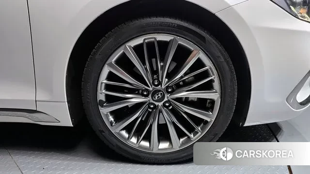 Hyundai Grandeur IG id 3429118 из Кореи 15