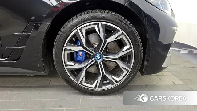 BMW i4 id 3734650 из Кореи 15