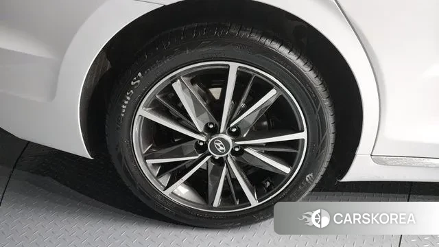 Hyundai The New Grandeur IG id 3348408 из Кореи 15