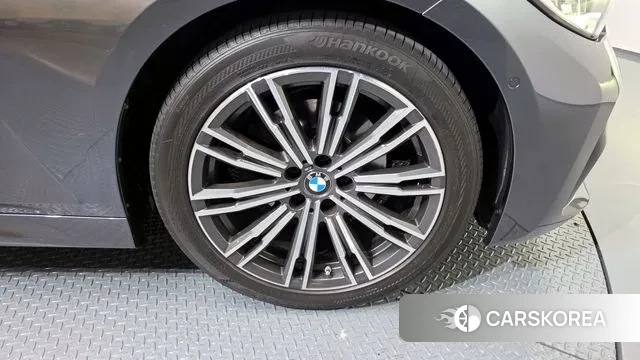 BMW 3 Series (G20) id 3385356 из Кореи 15