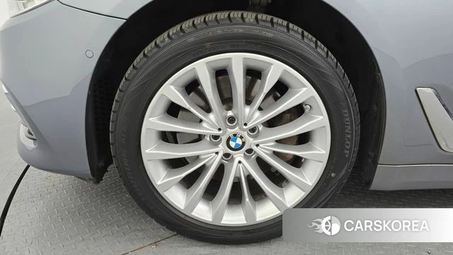 BMW 5 Series (G30) id 3867097 из Кореи 15