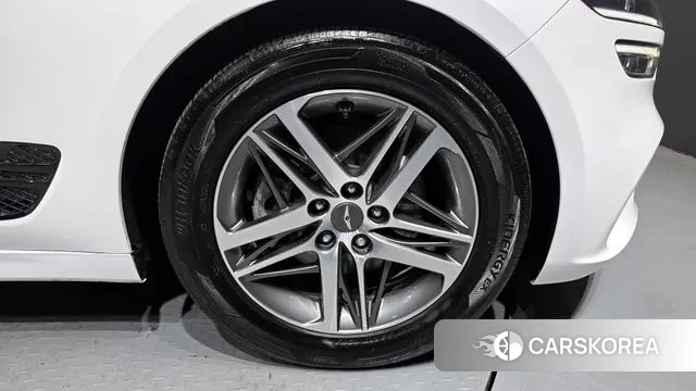 Genesis The New G70 id 3717599 из Кореи 15