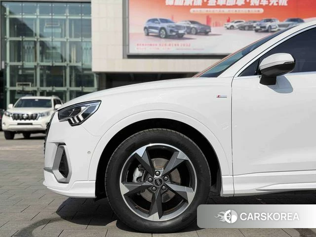 Audi Q3 id 4278597 из Китая 14