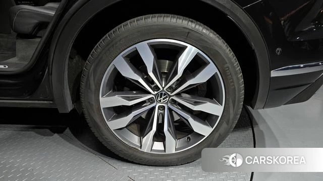 Volkswagen Touareg 3rd generation id 3807234 из Кореи 15