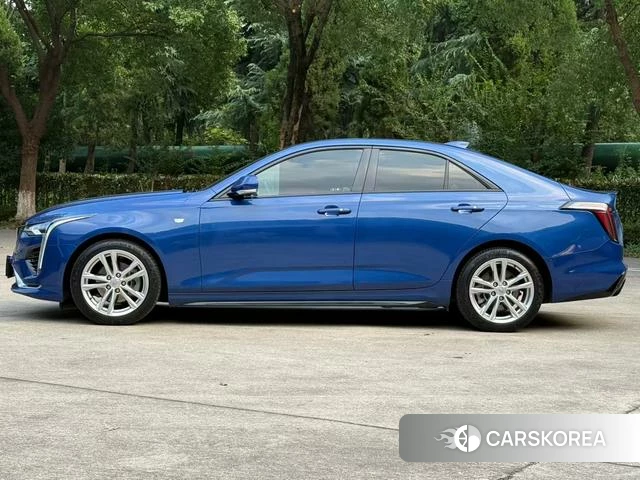 Cadillac CT4 2023 Синий из Китая, фото 5