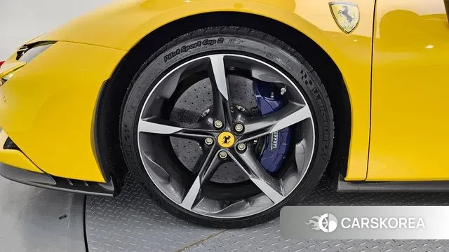 Ferrari SF90 Spider id 3159072 из Кореи 15