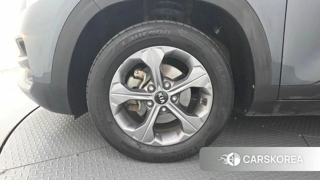Kia Seltos id 4849685 из Кореи 26