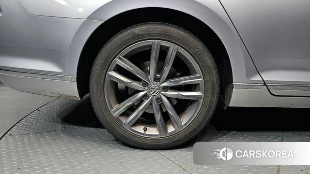 Volkswagen Passat GT (B8) id 3899911 из Кореи 15