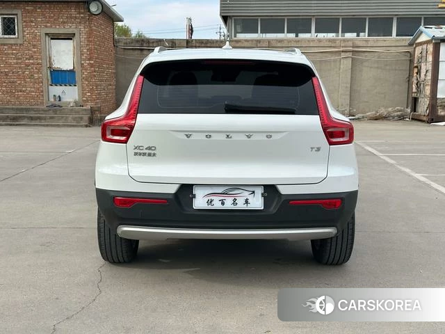 Volvo XC40 id 4208572 из Китая 23