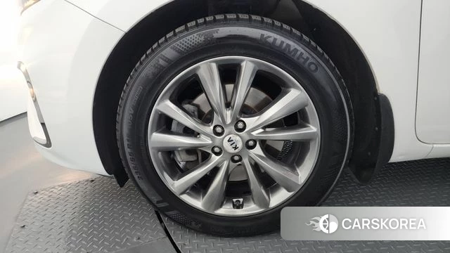 Kia The New Carnival id 4188541 из Кореи 27