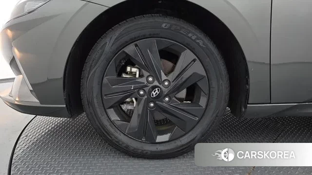 Hyundai Avante (CN7) id 2989404 из Кореи 15