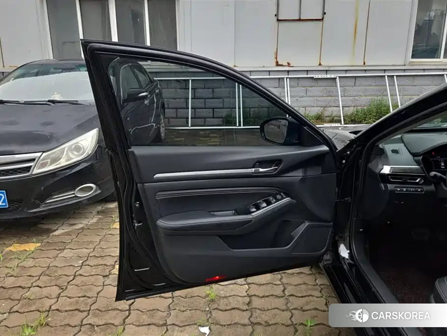 Nissan Altima id 4548352 из Китая 11