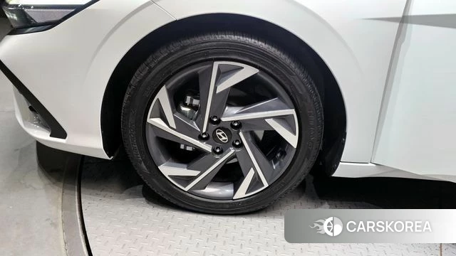 Hyundai The New Avante (CN7) id 4248174 из Кореи 25