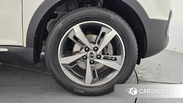 Ssangyong New Style Korando C id 3509905 из Кореи 15