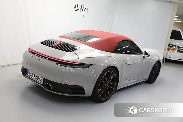 Porsche 911(992) id 3371107 из Кореи 10