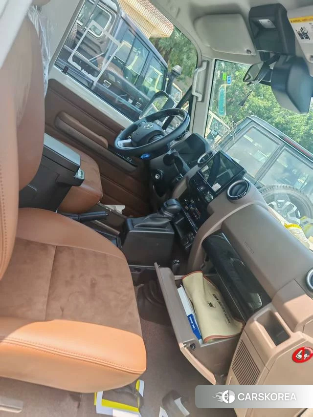 Toyota Land Cruiser 70 Series 2025 Белый из Китая, фото 5