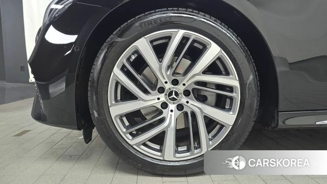 Mercedes-Benz E-Class W214 id 4315395 из Кореи 26