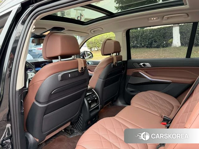 BMW X7 id 4290105 из Китая 8