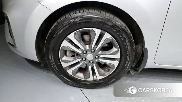 Kia The New Carnival id 3505095 из Кореи 15