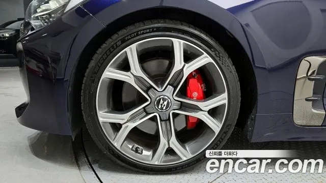 Kia Stinger id 2937185 из Кореи 15