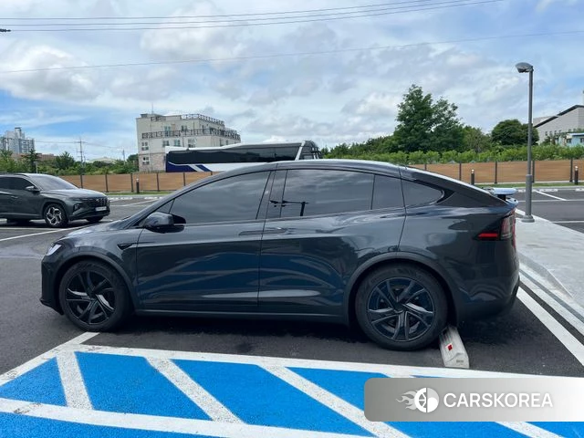 Tesla Model X 2026 Серый из Кореи, фото 5