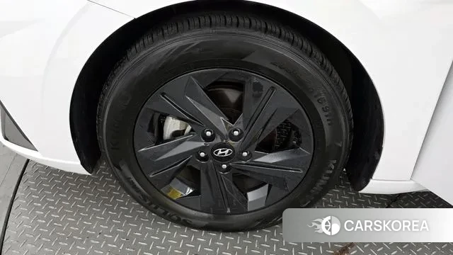 Hyundai Avante (CN7) id 3047974 из Кореи 15