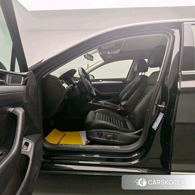 Volkswagen Magotan id 4235885 из Китая 15