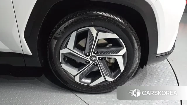 Hyundai Tucson (NX4) id 3747465 из Кореи 15