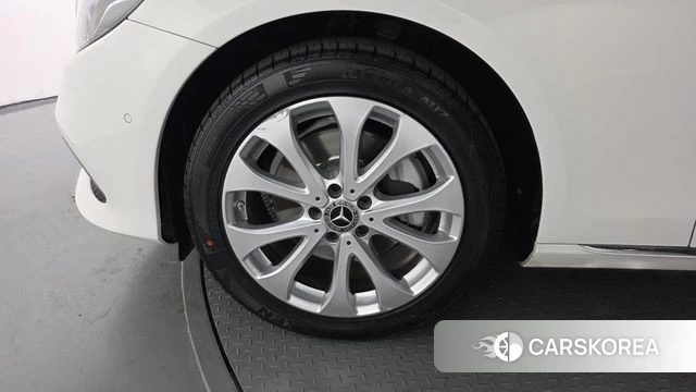 Mercedes-Benz E-Class W213 id 3873401 из Кореи 15