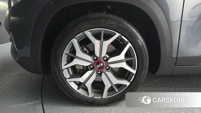 Kia Seltos id 4507821 из Кореи 26