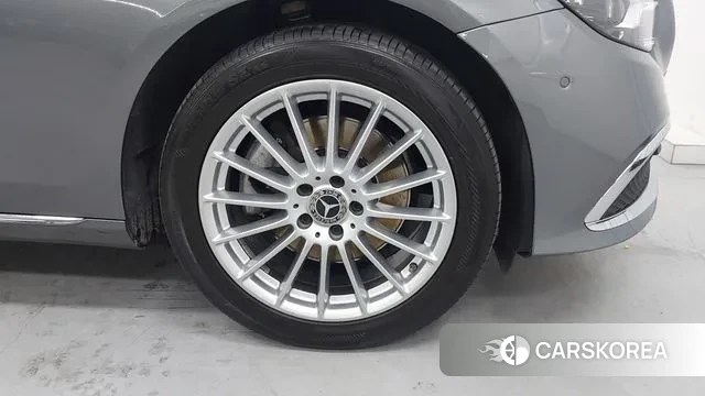 Mercedes-Benz E-Class W213 id 3592558 из Кореи 15