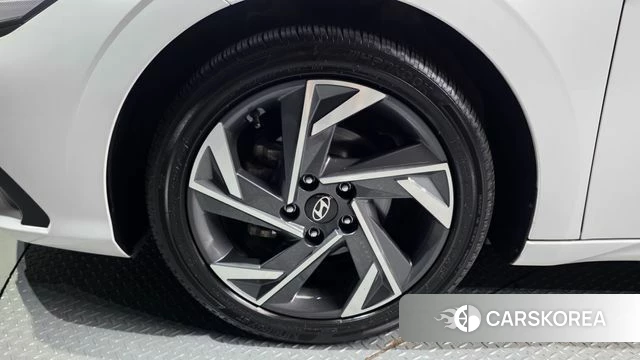 Hyundai The New Avante (CN7) id 4579219 из Кореи 31