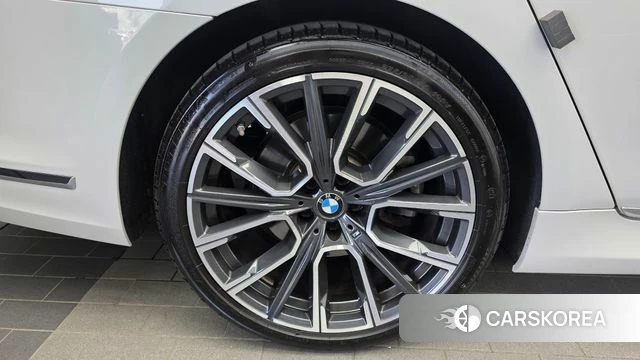 BMW 7 Series (G11) id 4428364 из Кореи 31