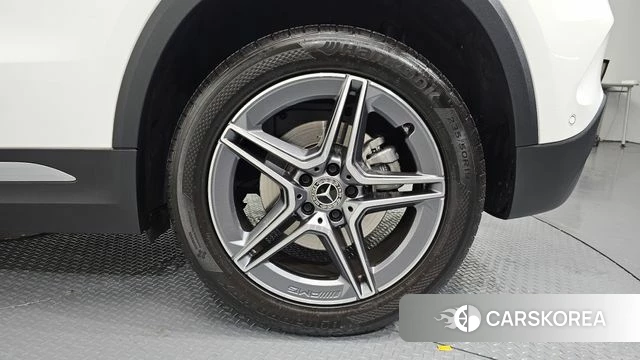 Mercedes-Benz GLA - Class H247 id 3811652 из Кореи 15