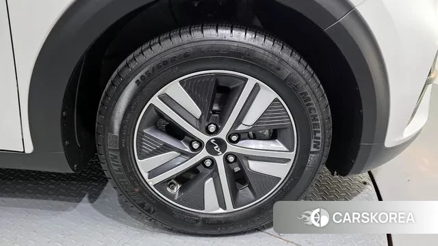 Kia The New Niro id 3686068 из Кореи 15