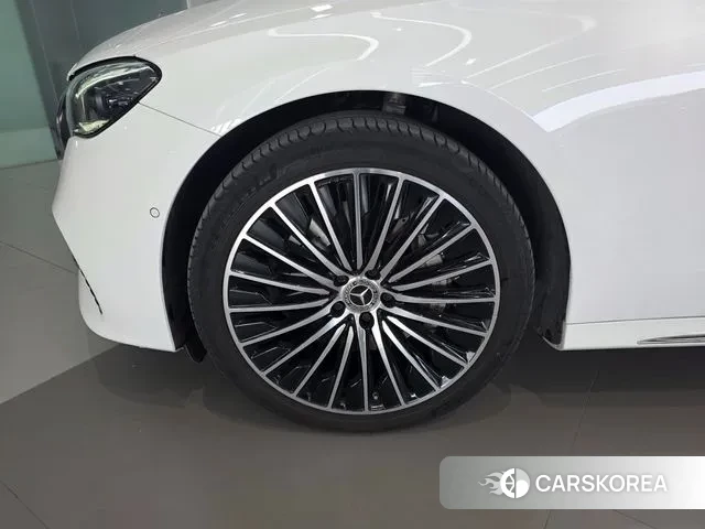 Mercedes-Benz E-Class W214 id 3739362 из Кореи 8