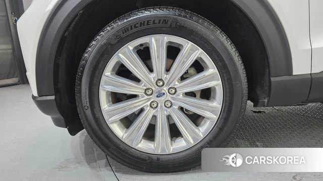 Ford Explorer 6th Generation id 4722242 из Кореи 28