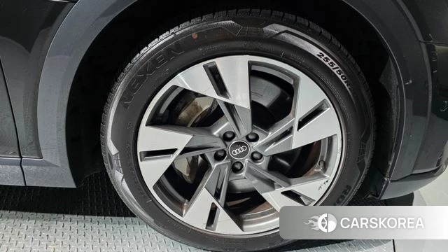 Audi e-Tron id 4836161 из Кореи 15