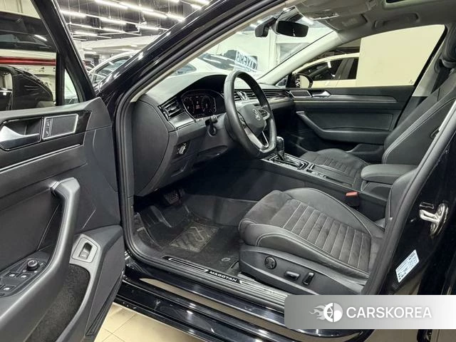 Volkswagen Magotan id 4263170 из Китая 22
